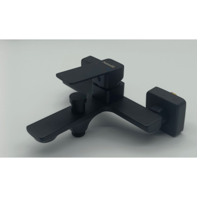 Смеситель для ванны Lupo 18401 Black